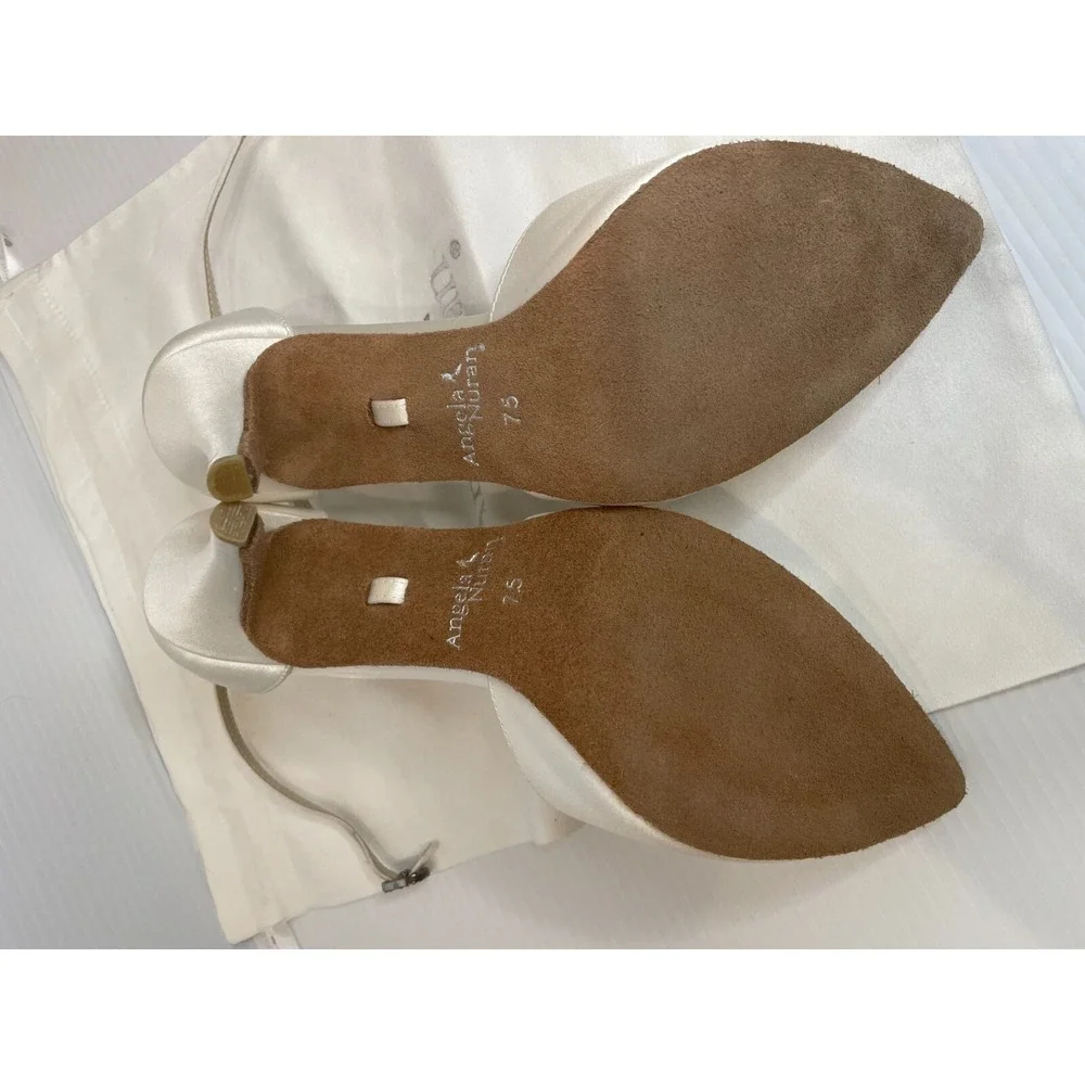 Angela Nuran Milonga Silk Wedding Bridal Shoes Stiletto Heels White US 7.5 NIB